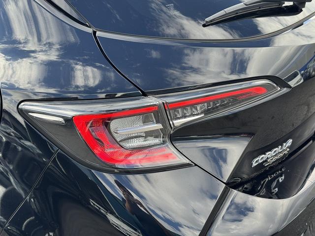 カローラスポーツ G スタイルパッケージ Sセンス・フルセグナビ・Bカメラ・BTオーディオ・LEDライト・ACC・LKA・AHB・BSM・Cソナー・ETC・ハーフレザー・パドルシフト・本革ステア・ドアバイザー・プライバシーガラス(40枚目)