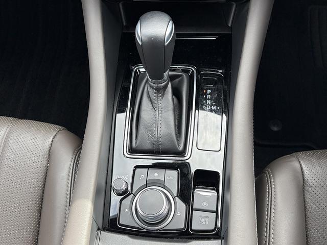 MAZDA6セダン XD Lパッケージ 全周囲カメラ・フルセグナビ・BTオーディオ・BOSE・HUD・BSM・ACC・LKA・AHB・LEDライト・パドルシフト・黒革・Pシート・ベンチレーションシート・Cソナー・ETC・USB(11枚目)