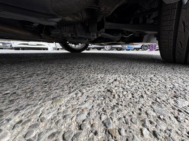 アイサイト・フルセグナビ・バックカメラ・ＢＴオーディオ・ＥＴＣ・スマートキー・ＵＳＢ・パワーシート・シートヒーター・ステアシフト・リアＣソナー・ＢＳＭ・ＡＵＴＯハイビーム・純正１８ＡＷ