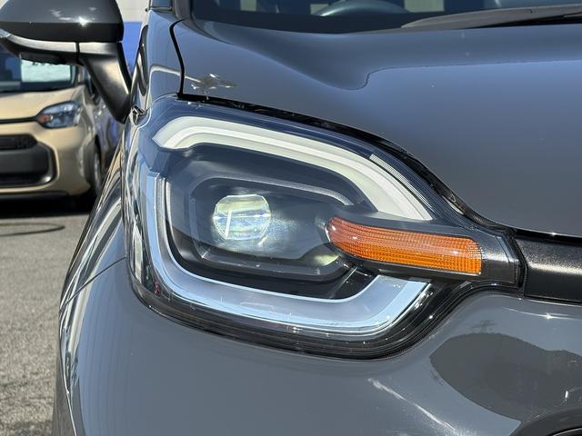 シエンタ ハイブリッドＺ　両Ｐスラ・全周囲カメラ・フルセグナビ・ＢＴオーディオ・ＬＥＤライト・ＢＳＭ・ＡＣＣ・ＬＫＡ・ＡＨＢ・Ｃソナー・シートヒーター・ＵＳＢ・ＡＣ１００Ｖ・Ｐアシスト・ドアバイザー・プライバシーガラス（31枚目）