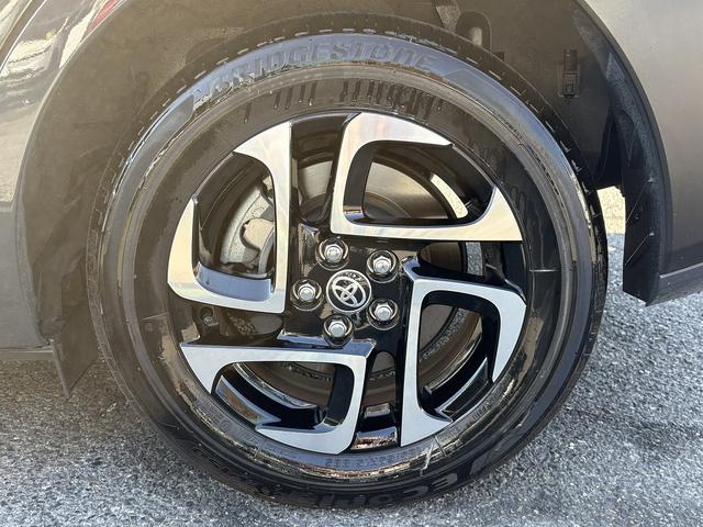 シエンタ ハイブリッドＺ　両Ｐスラ・全周囲カメラ・フルセグナビ・ＢＴオーディオ・ＬＥＤライト・ＢＳＭ・ＡＣＣ・ＬＫＡ・ＡＨＢ・Ｃソナー・シートヒーター・ＵＳＢ・ＡＣ１００Ｖ・Ｐアシスト・ドアバイザー・プライバシーガラス（35枚目）