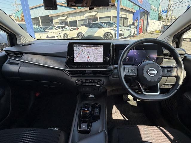 ノート Ｘ　ＦＯＵＲ　１オーナー・全周囲カメラ・フルセグ・ＢＴオーディオ・ＬＥＤライト・ＢＳＭ・ＡＣＣ・ＬＫＡ・ＡＨＢ・ＥＴＣ・ドアバイザー・プライバシーガラス・本革ステア・ミラーウィンカー・ＵＳＢ・記録簿（3枚目）