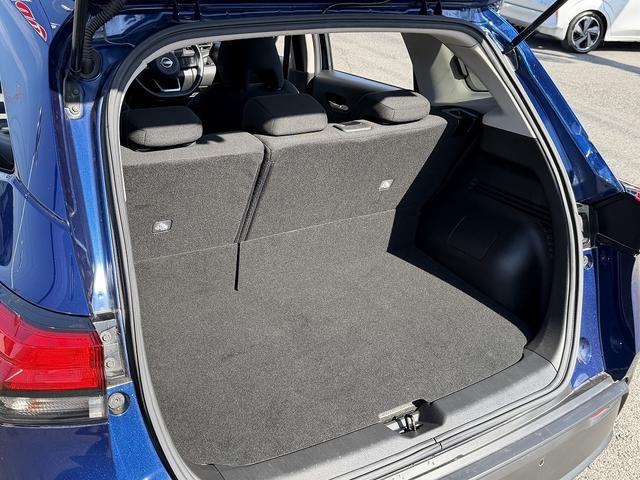 ノート Ｘ　ＦＯＵＲ　１オーナー・全周囲カメラ・フルセグ・ＢＴオーディオ・ＬＥＤライト・ＢＳＭ・ＡＣＣ・ＬＫＡ・ＡＨＢ・ＥＴＣ・ドアバイザー・プライバシーガラス・本革ステア・ミラーウィンカー・ＵＳＢ・記録簿（10枚目）