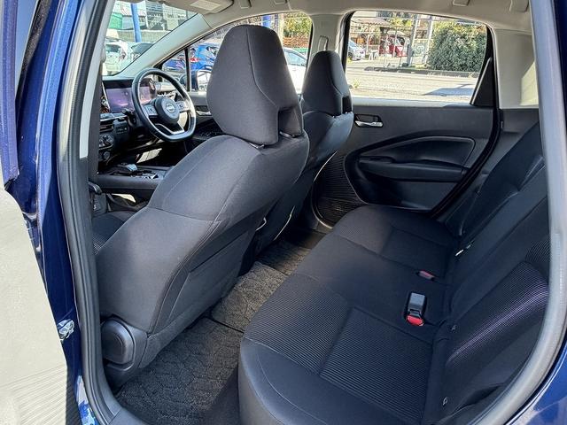 ノート Ｘ　ＦＯＵＲ　１オーナー・全周囲カメラ・フルセグ・ＢＴオーディオ・ＬＥＤライト・ＢＳＭ・ＡＣＣ・ＬＫＡ・ＡＨＢ・ＥＴＣ・ドアバイザー・プライバシーガラス・本革ステア・ミラーウィンカー・ＵＳＢ・記録簿（12枚目）