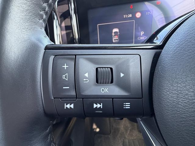 ノート Ｘ　ＦＯＵＲ　１オーナー・全周囲カメラ・フルセグ・ＢＴオーディオ・ＬＥＤライト・ＢＳＭ・ＡＣＣ・ＬＫＡ・ＡＨＢ・ＥＴＣ・ドアバイザー・プライバシーガラス・本革ステア・ミラーウィンカー・ＵＳＢ・記録簿（25枚目）