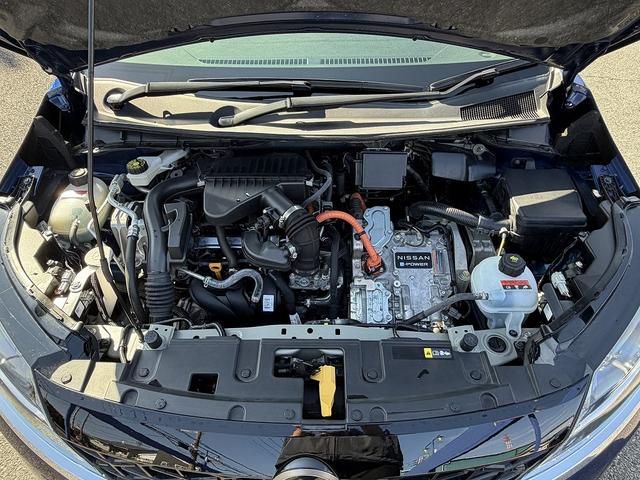 ノート Ｘ　ＦＯＵＲ　１オーナー・全周囲カメラ・フルセグ・ＢＴオーディオ・ＬＥＤライト・ＢＳＭ・ＡＣＣ・ＬＫＡ・ＡＨＢ・ＥＴＣ・ドアバイザー・プライバシーガラス・本革ステア・ミラーウィンカー・ＵＳＢ・記録簿（49枚目）