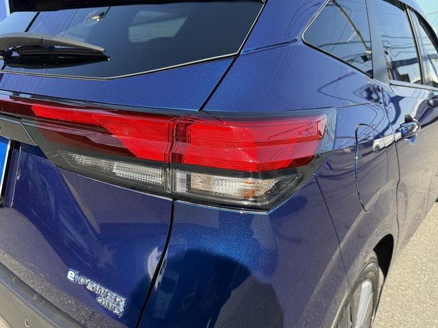 ノート Ｘ　ＦＯＵＲ　１オーナー・全周囲カメラ・フルセグ・ＢＴオーディオ・ＬＥＤライト・ＢＳＭ・ＡＣＣ・ＬＫＡ・ＡＨＢ・ＥＴＣ・ドアバイザー・プライバシーガラス・本革ステア・ミラーウィンカー・ＵＳＢ・記録簿（62枚目）