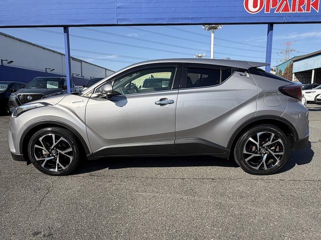 本革９ｉｎフルセグナビ・ＢＴオーディオ・Ｂカメラ・ＬＥＤライト・ＡＣＣ・ＬＫＡ・ＡＨＢ・ＢＳＭ・Ｃソナー・ハーフレザー・シートヒーター・ＥＴＣ・本革ステア・プライバシーガラス・ＵＳＢ・記録簿