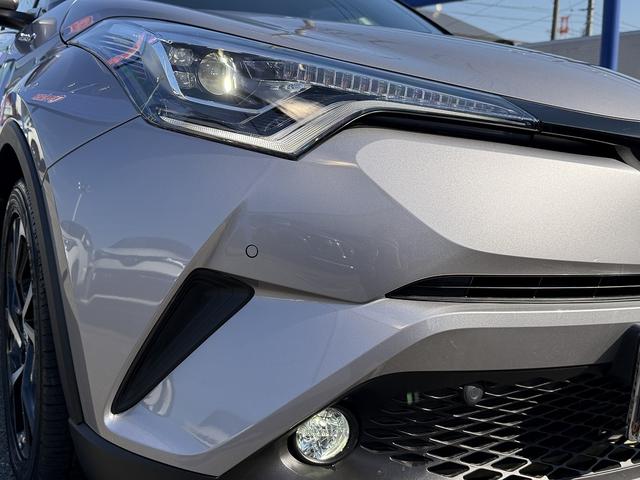 本革９ｉｎフルセグナビ・ＢＴオーディオ・Ｂカメラ・ＬＥＤライト・ＡＣＣ・ＬＫＡ・ＡＨＢ・ＢＳＭ・Ｃソナー・ハーフレザー・シートヒーター・ＥＴＣ・本革ステア・プライバシーガラス・ＵＳＢ・記録簿