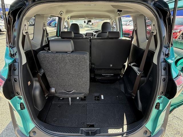 シエンタ ハイブリッドＧ　クエロ　両Ｐスライド・全周囲カメラ・フルセグナビ・ＢＴオーディオ・ＬＥＤライト・クルコン・ＰＣＳ・ＬＫＡ・ＡＨＢ・Ｃソナー・ハーフレザー・シートヒーター・プライバシーガラス・本革ステア・ミラーウィンカー（11枚目）