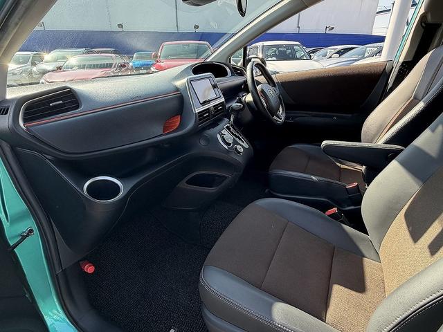 シエンタ ハイブリッドＧ　クエロ　両Ｐスライド・全周囲カメラ・フルセグナビ・ＢＴオーディオ・ＬＥＤライト・クルコン・ＰＣＳ・ＬＫＡ・ＡＨＢ・Ｃソナー・ハーフレザー・シートヒーター・プライバシーガラス・本革ステア・ミラーウィンカー（16枚目）