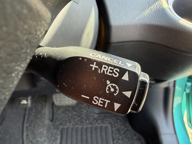 シエンタ ハイブリッドＧ　クエロ　両Ｐスライド・全周囲カメラ・フルセグナビ・ＢＴオーディオ・ＬＥＤライト・クルコン・ＰＣＳ・ＬＫＡ・ＡＨＢ・Ｃソナー・ハーフレザー・シートヒーター・プライバシーガラス・本革ステア・ミラーウィンカー（27枚目）