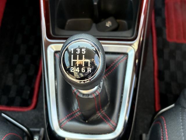 スイフトスポーツ ベースグレード　１オーナー・フルセグナビ・ＢＴオーディオ・ＤＶＤ再生・エアロ・ＬＥＤライト・ＥＴＣ・スマキー・ドアバイザー・プライバシーガラス・クルコン・ＥＴＣ・本革ステア・ミラーウィンカー（14枚目）