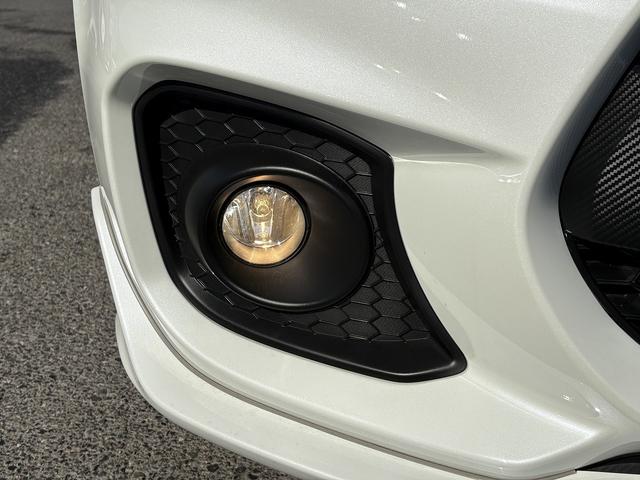 スイフトスポーツ ベースグレード　１オーナー・フルセグナビ・ＢＴオーディオ・ＤＶＤ再生・エアロ・ＬＥＤライト・ＥＴＣ・スマキー・ドアバイザー・プライバシーガラス・クルコン・ＥＴＣ・本革ステア・ミラーウィンカー（30枚目）