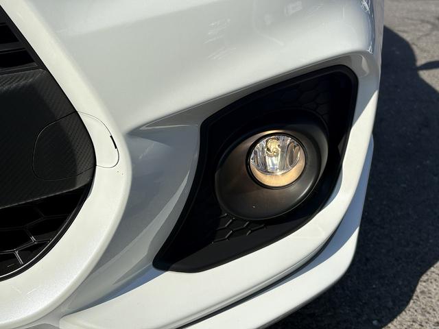 スイフトスポーツ ベースグレード　１オーナー・フルセグナビ・ＢＴオーディオ・ＤＶＤ再生・エアロ・ＬＥＤライト・ＥＴＣ・スマキー・ドアバイザー・プライバシーガラス・クルコン・ＥＴＣ・本革ステア・ミラーウィンカー（32枚目）