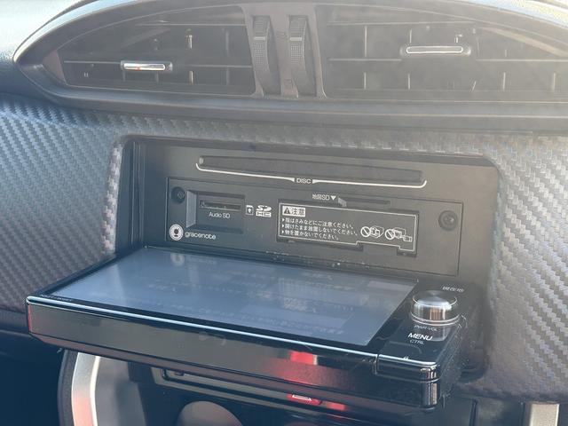 ８６ ＧＴ　６ＭＴ・フルセグナビ・Ｂカメラ・ＢＴオーディオ・ＴＲＤエアロ・マフラー・１８ＡＷ・ＬＥＤライト・ＥＴＣ・クルコン・本革ステア・ミラーウィンカー・オートライト・スマキー・記録簿（13枚目）