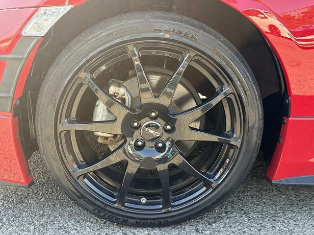 ８６ ＧＴ　６ＭＴ・フルセグナビ・Ｂカメラ・ＢＴオーディオ・ＴＲＤエアロ・マフラー・１８ＡＷ・ＬＥＤライト・ＥＴＣ・クルコン・本革ステア・ミラーウィンカー・オートライト・スマキー・記録簿（36枚目）