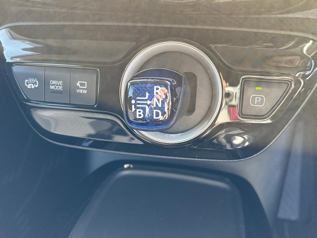 後期・１オーナー・セーフティセンス・ディスプレイオーディオ・ＥＴＣ２．０・全周囲カメラ・Ｃａｒｐｌａｙ・ＢＴオーディオ・Ｃソナー・ＢＳＭ・ＨＵＤ・純正１５ＡＷ・革ステア・ドアバイザー・フロアマット