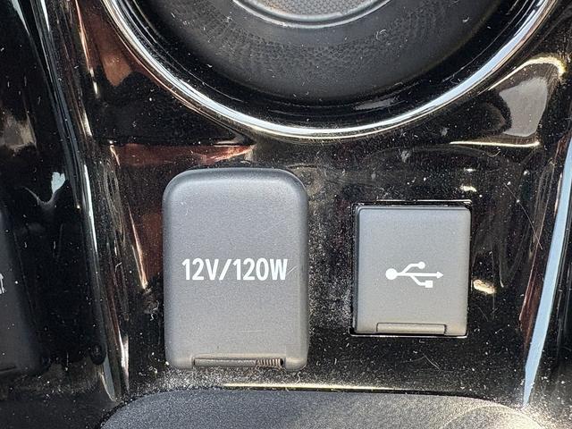 後期・１オーナー・セーフティセンス・ディスプレイオーディオ・ＥＴＣ２．０・全周囲カメラ・Ｃａｒｐｌａｙ・ＢＴオーディオ・Ｃソナー・ＢＳＭ・ＨＵＤ・純正１５ＡＷ・革ステア・ドアバイザー・フロアマット