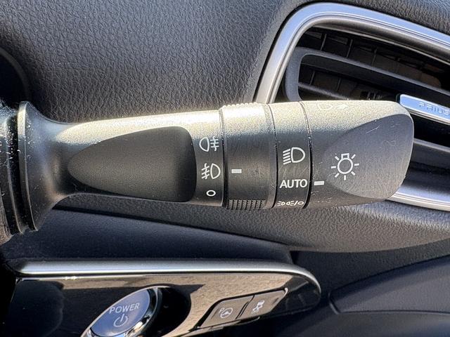 後期・１オーナー・セーフティセンス・ディスプレイオーディオ・ＥＴＣ２．０・全周囲カメラ・Ｃａｒｐｌａｙ・ＢＴオーディオ・Ｃソナー・ＢＳＭ・ＨＵＤ・純正１５ＡＷ・革ステア・ドアバイザー・フロアマット