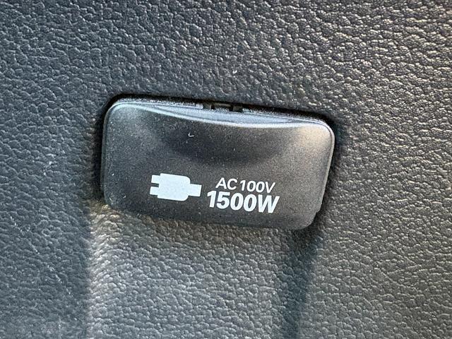 後期・１オーナー・セーフティセンス・ディスプレイオーディオ・ＥＴＣ２．０・全周囲カメラ・Ｃａｒｐｌａｙ・ＢＴオーディオ・Ｃソナー・ＢＳＭ・ＨＵＤ・純正１５ＡＷ・革ステア・ドアバイザー・フロアマット