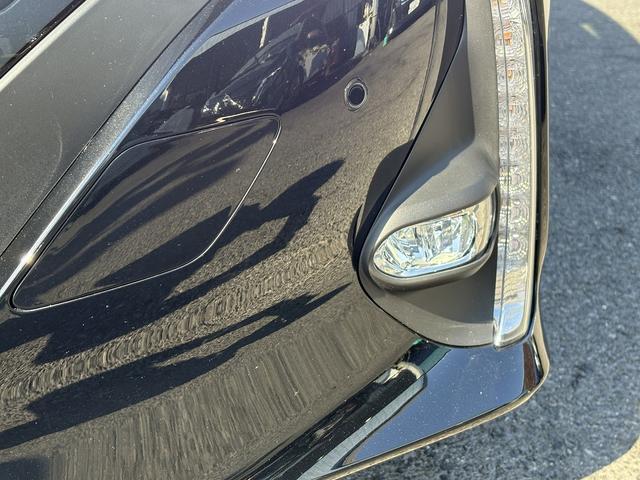 後期・１オーナー・セーフティセンス・ディスプレイオーディオ・ＥＴＣ２．０・全周囲カメラ・Ｃａｒｐｌａｙ・ＢＴオーディオ・Ｃソナー・ＢＳＭ・ＨＵＤ・純正１５ＡＷ・革ステア・ドアバイザー・フロアマット