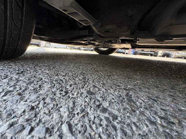 プリウス Ｓ　セーフティセンス・ナビＴＶ・バックカメラ・ＢＴオーディオ・ＥＴＣ・スマートキー・クリアランスソナー・ＬＥＤヘッドライト・ＡＵＴＯハイビーム・純正１５ＡＷ・フロアマット・ドアバイザー（44枚目）