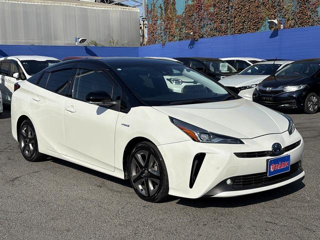 プリウス Ａツーリングセレクション　後期・９型純正フルセグナビ・全周囲カメラ・ＢＴオーディオ・ＥＴＣ２．０・ＤＶＤ再生・パワーシート・シートヒーター・パーキングアシスト・Ｃソナー・ＢＳＭ・ＨＵＤ・純正１７ＡＷ・ドアバイザー（22枚目）