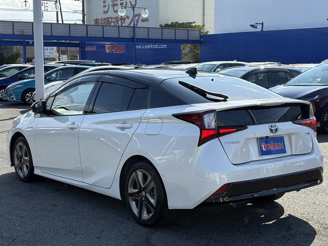 プリウス Ａツーリングセレクション　後期・９型純正フルセグナビ・全周囲カメラ・ＢＴオーディオ・ＥＴＣ２．０・ＤＶＤ再生・パワーシート・シートヒーター・パーキングアシスト・Ｃソナー・ＢＳＭ・ＨＵＤ・純正１７ＡＷ・ドアバイザー（26枚目）