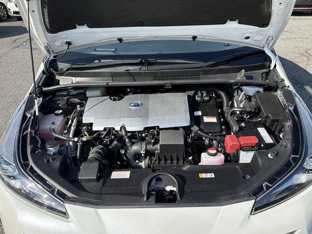 プリウス Ａツーリングセレクション　後期・９型純正フルセグナビ・全周囲カメラ・ＢＴオーディオ・ＥＴＣ２．０・ＤＶＤ再生・パワーシート・シートヒーター・パーキングアシスト・Ｃソナー・ＢＳＭ・ＨＵＤ・純正１７ＡＷ・ドアバイザー（37枚目）