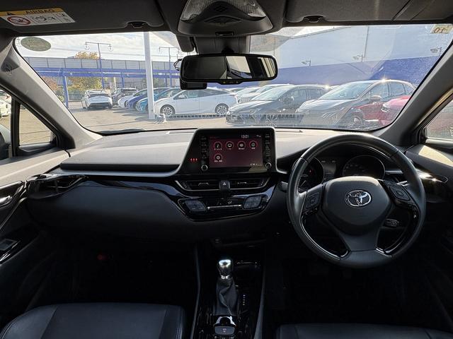 C-HR G モード ネロ セーフティプラス 後期・全周囲カメラ・フルセグ・BTオーディオ・LEDライト・ACC・LKA・BSM・AHB・Cソナー・ハーフレザー・シートヒーター・ETC・本革ステア・ミラーウィンカー・オートライト・USB(3枚目)