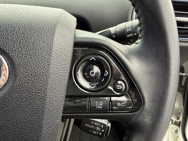 プリウス Ｓツーリングセレクション　後期・ＴＲＤエアロ・９ｉｎフルセグナビ・Ｂカメラ・ＢＴオーディオ・合皮シート・シートヒーター・ＬＥＤライト・ＡＣＣ・ＬＫＡ・ＡＨＢ・Ｃソナー・ＵＳＢ・１７ＡＷ・ＥＴＣ２．０・本革ステア（23枚目）