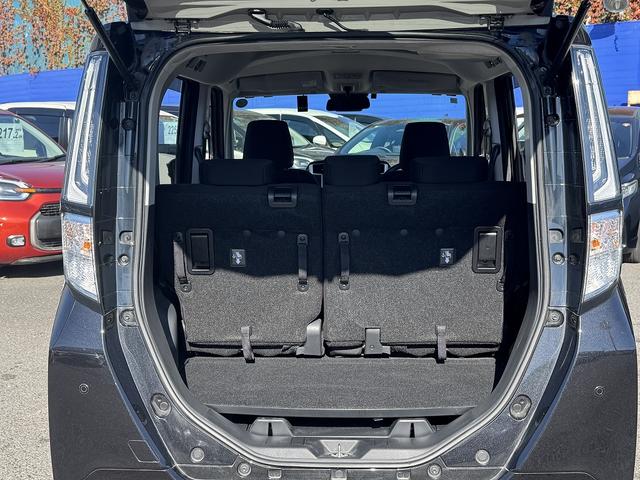 ルーミー カスタムＧ　後期・スマートアシスト・純正９型フルセグナビ・バックカメラ・ＢＴオーディオ・ＥＴＣ・両側パワースライド・ＡＵＴＯハイビーム・ＡＣＣ・純正１４ＡＷ・革ステア・ドアバイザー・フロアマット（7枚目）