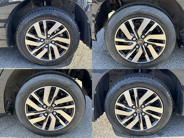 ルーミー カスタムＧ　後期・スマートアシスト・純正９型フルセグナビ・バックカメラ・ＢＴオーディオ・ＥＴＣ・両側パワースライド・ＡＵＴＯハイビーム・ＡＣＣ・純正１４ＡＷ・革ステア・ドアバイザー・フロアマット（17枚目）