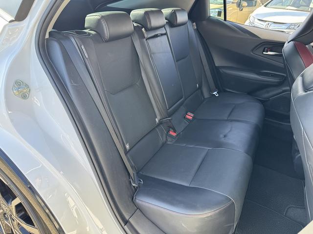 プリウス Ｚ　モデリスタエアロ・セーフティセンス・フルセグナビ・全周囲カメラ・ＥＴＣ２．０・Ｃａｒｐｌａｙ・ＢＴオーディオ・パーキングアシスト・デジタルミラー・ステアヒータ・ＡＣ１００Ｖ・Ｃソナー・ＢＳＭ・ＲＣＴＡ（5枚目）