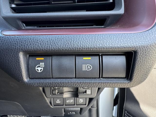 プリウス Ｚ　モデリスタエアロ・セーフティセンス・フルセグナビ・全周囲カメラ・ＥＴＣ２．０・Ｃａｒｐｌａｙ・ＢＴオーディオ・パーキングアシスト・デジタルミラー・ステアヒータ・ＡＣ１００Ｖ・Ｃソナー・ＢＳＭ・ＲＣＴＡ（13枚目）