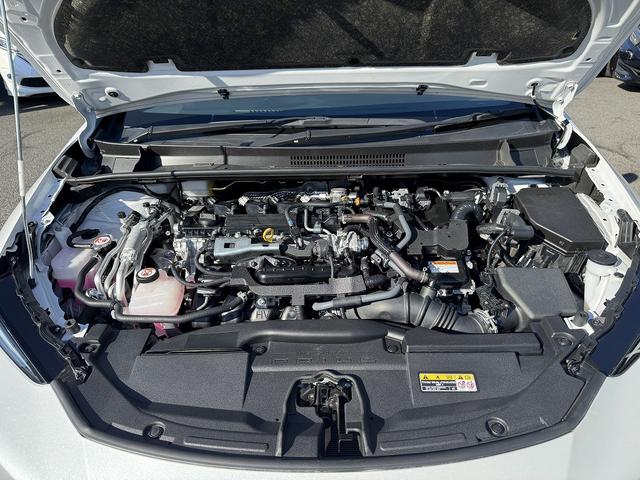 プリウス Ｚ　モデリスタエアロ・セーフティセンス・フルセグナビ・全周囲カメラ・ＥＴＣ２．０・Ｃａｒｐｌａｙ・ＢＴオーディオ・パーキングアシスト・デジタルミラー・ステアヒータ・ＡＣ１００Ｖ・Ｃソナー・ＢＳＭ・ＲＣＴＡ（18枚目）