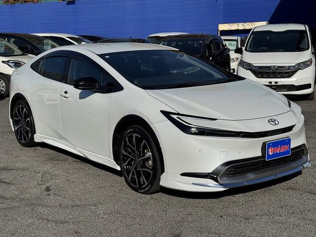 プリウス Ｚ　モデリスタエアロ・セーフティセンス・フルセグナビ・全周囲カメラ・ＥＴＣ２．０・Ｃａｒｐｌａｙ・ＢＴオーディオ・パーキングアシスト・デジタルミラー・ステアヒータ・ＡＣ１００Ｖ・Ｃソナー・ＢＳＭ・ＲＣＴＡ（48枚目）