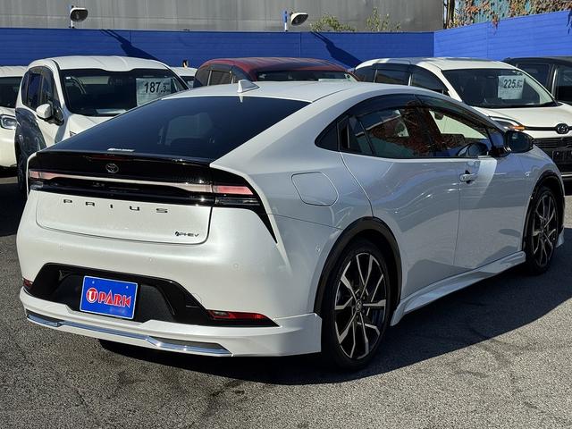 プリウス Ｚ　モデリスタエアロ・セーフティセンス・フルセグナビ・全周囲カメラ・ＥＴＣ２．０・Ｃａｒｐｌａｙ・ＢＴオーディオ・パーキングアシスト・デジタルミラー・ステアヒータ・ＡＣ１００Ｖ・Ｃソナー・ＢＳＭ・ＲＣＴＡ（52枚目）