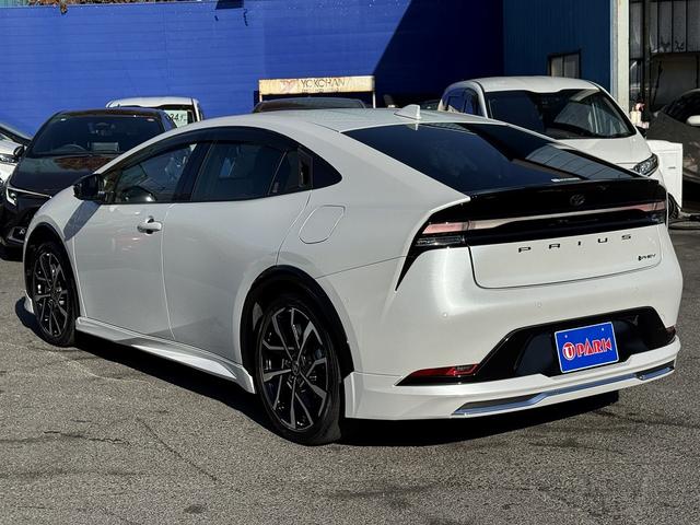 プリウス Ｚ　モデリスタエアロ・セーフティセンス・フルセグナビ・全周囲カメラ・ＥＴＣ２．０・Ｃａｒｐｌａｙ・ＢＴオーディオ・パーキングアシスト・デジタルミラー・ステアヒータ・ＡＣ１００Ｖ・Ｃソナー・ＢＳＭ・ＲＣＴＡ（53枚目）