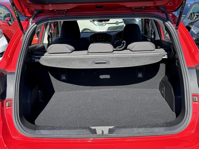 インプレッサ ST-H 全周囲カメラ・フルセグナビ・BTオーディオ・LEDライト・ACC・LKA・BSM・Pシート・ステア・シートヒーター・ドアバイザー・プライバシーガラス・パドルシフト・Cソナー・ドアバイザー(8枚目)