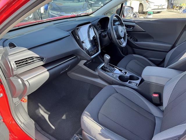 インプレッサ ST-H 全周囲カメラ・フルセグナビ・BTオーディオ・LEDライト・ACC・LKA・BSM・Pシート・ステア・シートヒーター・ドアバイザー・プライバシーガラス・パドルシフト・Cソナー・ドアバイザー(10枚目)