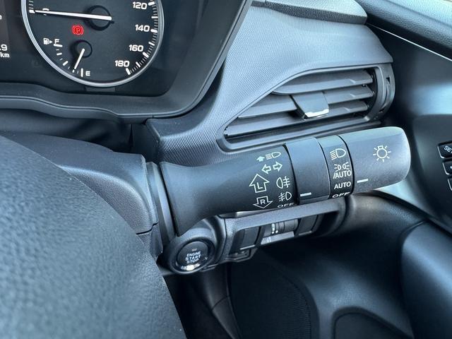 インプレッサ ST-H 全周囲カメラ・フルセグナビ・BTオーディオ・LEDライト・ACC・LKA・BSM・Pシート・ステア・シートヒーター・ドアバイザー・プライバシーガラス・パドルシフト・Cソナー・ドアバイザー(21枚目)