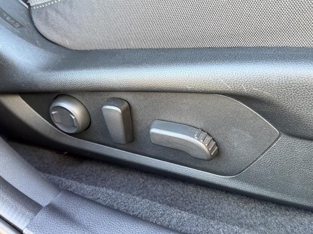 インプレッサ ST-H 全周囲カメラ・フルセグナビ・BTオーディオ・LEDライト・ACC・LKA・BSM・Pシート・ステア・シートヒーター・ドアバイザー・プライバシーガラス・パドルシフト・Cソナー・ドアバイザー(28枚目)