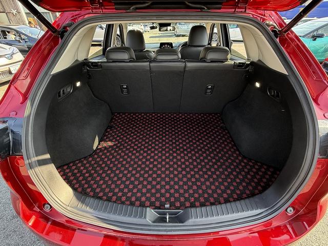 ＣＸ－５ ＸＤ　Ｌパッケージ　ＡＣＣ・ＢＯＳＥサウンド・本革シート・フルセグナビ・バックカメラ・ＢＴオーディオ・ＥＴＣ２．０・パワーバックドア・シート＆ステアヒーター・Ｃソナー・ＢＳＭ・ＨＵＤ・ＡＵＴＯハイビーム・純正１９ＡＷ（7枚目）