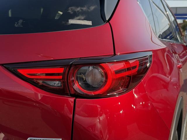 ＣＸ－５ ＸＤ　Ｌパッケージ　ＡＣＣ・ＢＯＳＥサウンド・本革シート・フルセグナビ・バックカメラ・ＢＴオーディオ・ＥＴＣ２．０・パワーバックドア・シート＆ステアヒーター・Ｃソナー・ＢＳＭ・ＨＵＤ・ＡＵＴＯハイビーム・純正１９ＡＷ（43枚目）