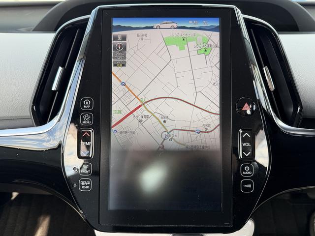 プリウスＰＨＶ Ａ　セーフティセンス・１１．６型フルセグナビ・バックカメラ・ＥＴＣ・ＢＴオーディオ・急速充電・本革シート・シートヒーター・パーキングアシスト・Ｃソナー・ＢＳＭ・ＡＵＴＯハイビーム・純正１５ＡＷ（8枚目）
