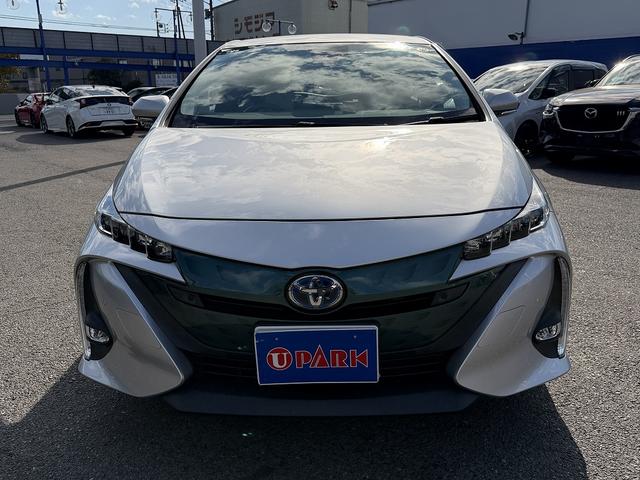 プリウスＰＨＶ Ａ　セーフティセンス・１１．６型フルセグナビ・バックカメラ・ＥＴＣ・ＢＴオーディオ・急速充電・本革シート・シートヒーター・パーキングアシスト・Ｃソナー・ＢＳＭ・ＡＵＴＯハイビーム・純正１５ＡＷ（46枚目）