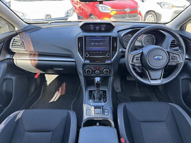 １オーナー・アイサイト・フルセグナビ・バックカメラ・ＢＴオーディオ・ＣＤ・ＤＶＤ・ＥＴＣ２．０・ＵＳＢ・ＬＥＤヘッドライト・ＢＳＭ・純正１７ＡＷ・スマートキー・革ステア・ドアバイザー・フロアマット