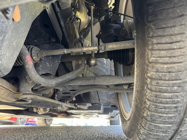 １オーナー・アイサイト・フルセグナビ・バックカメラ・ＢＴオーディオ・ＣＤ・ＤＶＤ・ＥＴＣ２．０・ＵＳＢ・ＬＥＤヘッドライト・ＢＳＭ・純正１７ＡＷ・スマートキー・革ステア・ドアバイザー・フロアマット